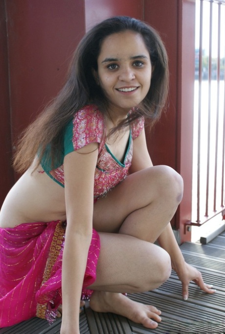 Jasmine Mathur sexy nacktheit galerie