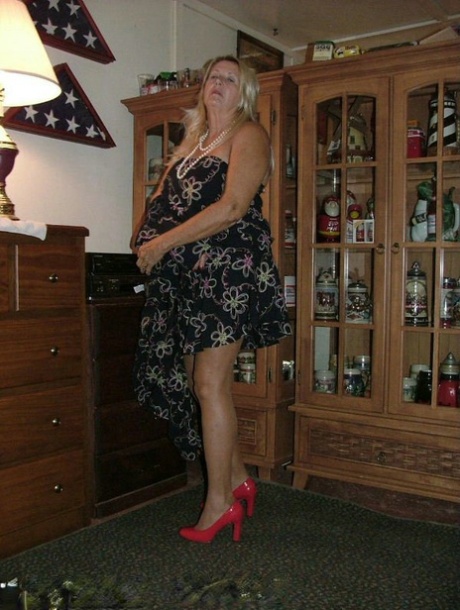 Blondes Paddeln erotische xxx bilder