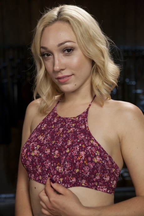 Lily LaBeau kunst pornostar bilder